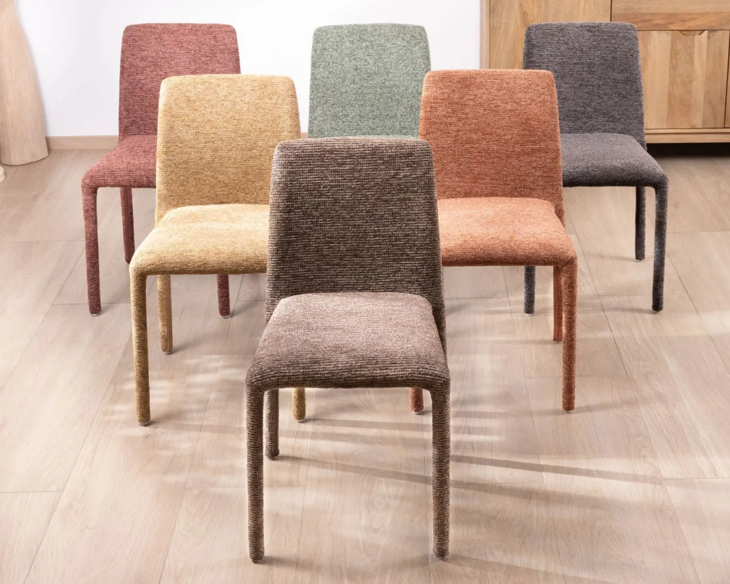 Sale Lot de 4 chaises de repas empilables “Otto” design épuré avec habillage intégral en tissu terracotta Chaise