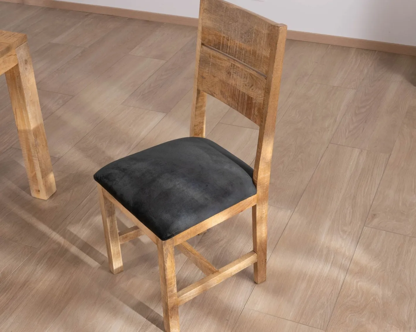 Hot Lot de 2 chaises de repas en manguier brut "Manoha" assise tissu rembourré Chaise