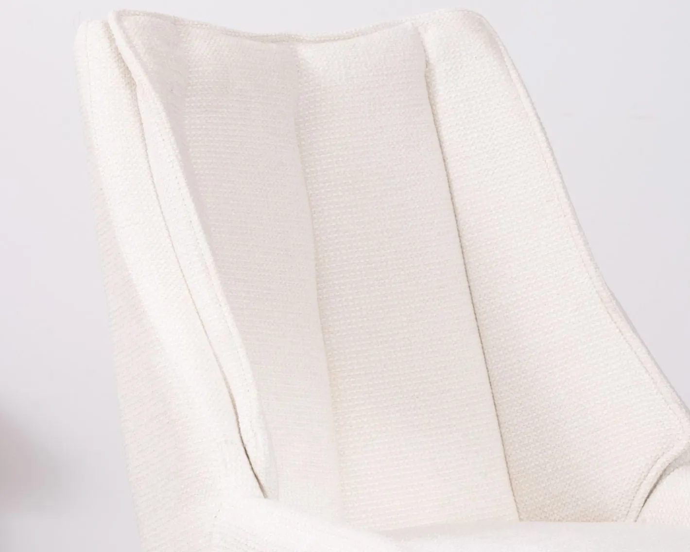Sale Lot de 2 chaises de repas en tissu blanc et pied pivotant en métal "Webber" Chaise