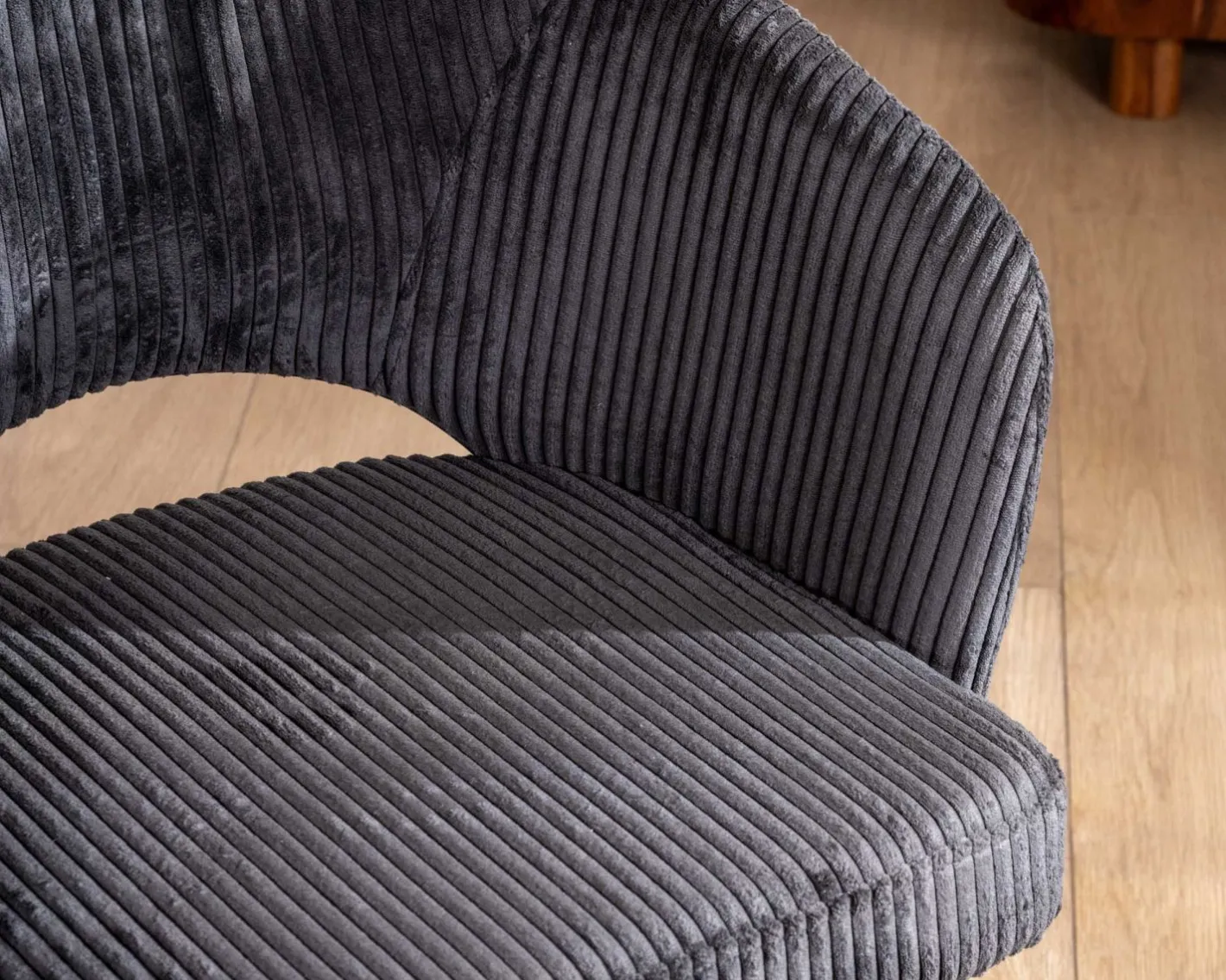 Hot Lot de 2 chaises de repas en velours côtelé anthracite et pieds métal noir vintage "Sonate" Chaise
