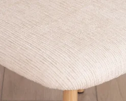 Outlet Lot de 2 chaises de repas scandinaves en tissu tramé blanc cassé