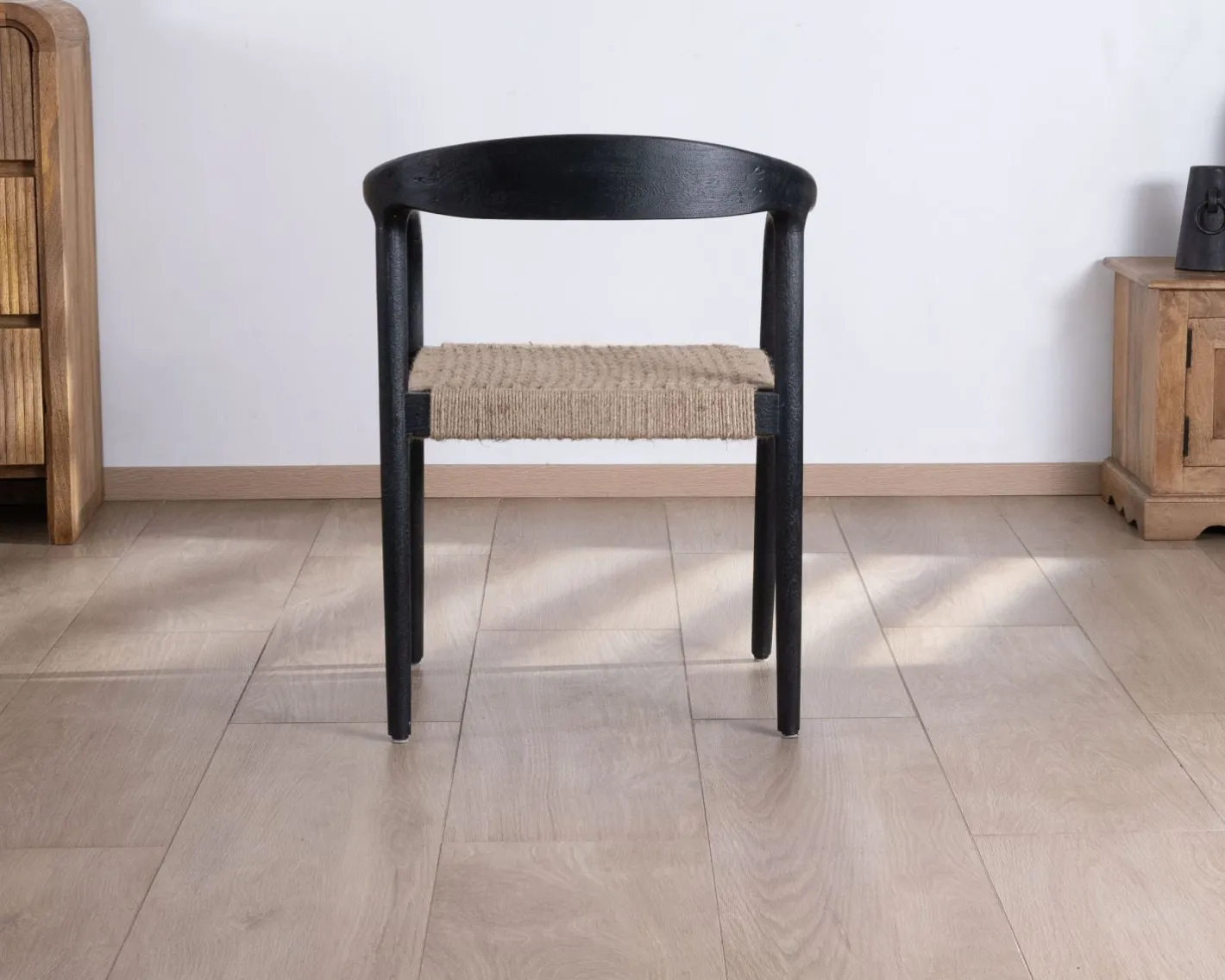 Clearance Lot de 2 chaises design en bois noir et assise jute tressée "Vogue" Chaise