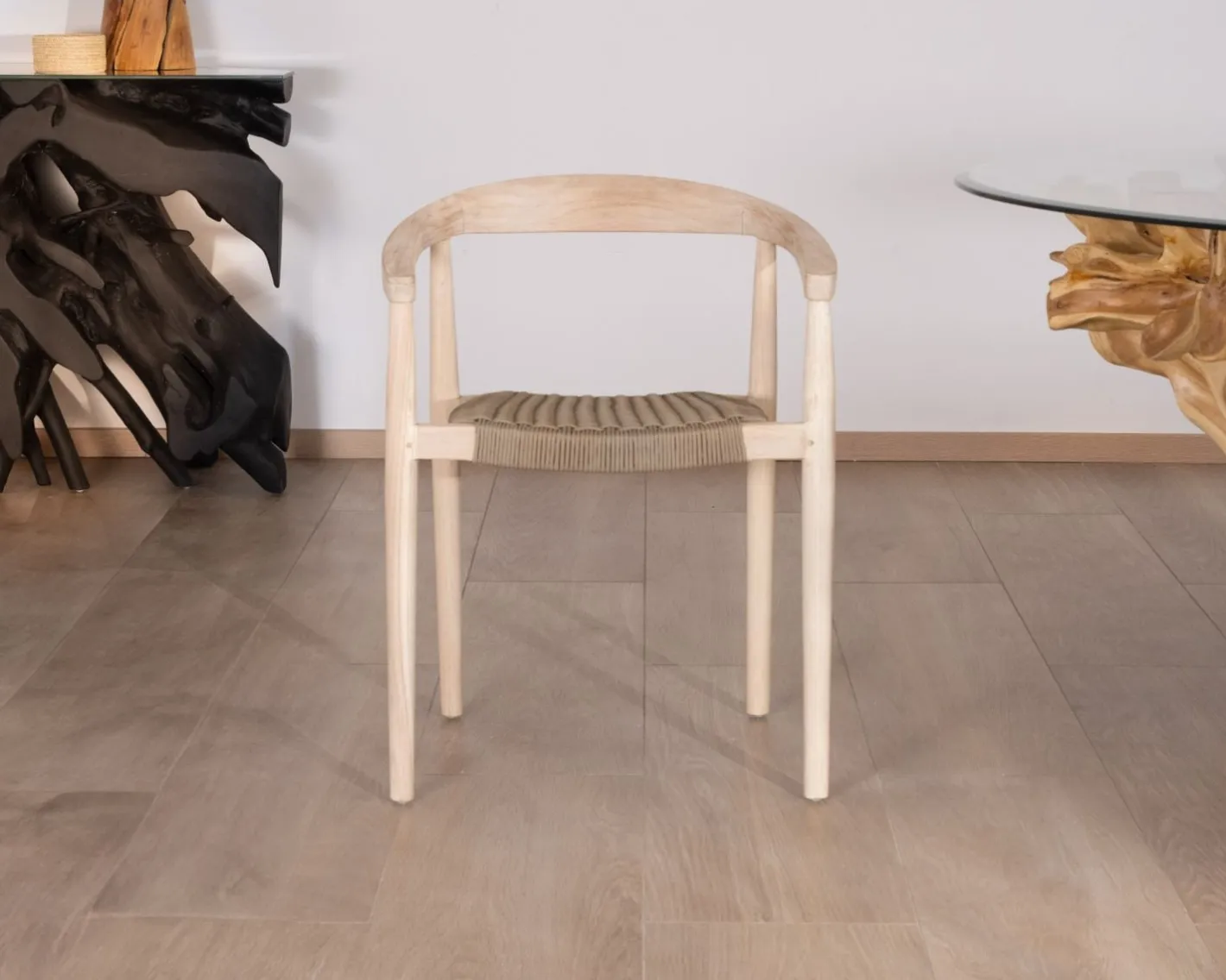 Hot Lot de 4 chaises en teck naturel et assise tressée "Tiska" Chaise