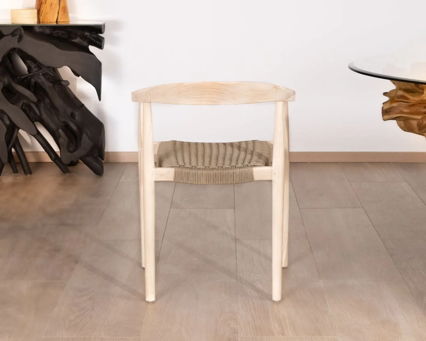 Hot Lot de 4 chaises en teck naturel et assise tressée "Tiska" Chaise
