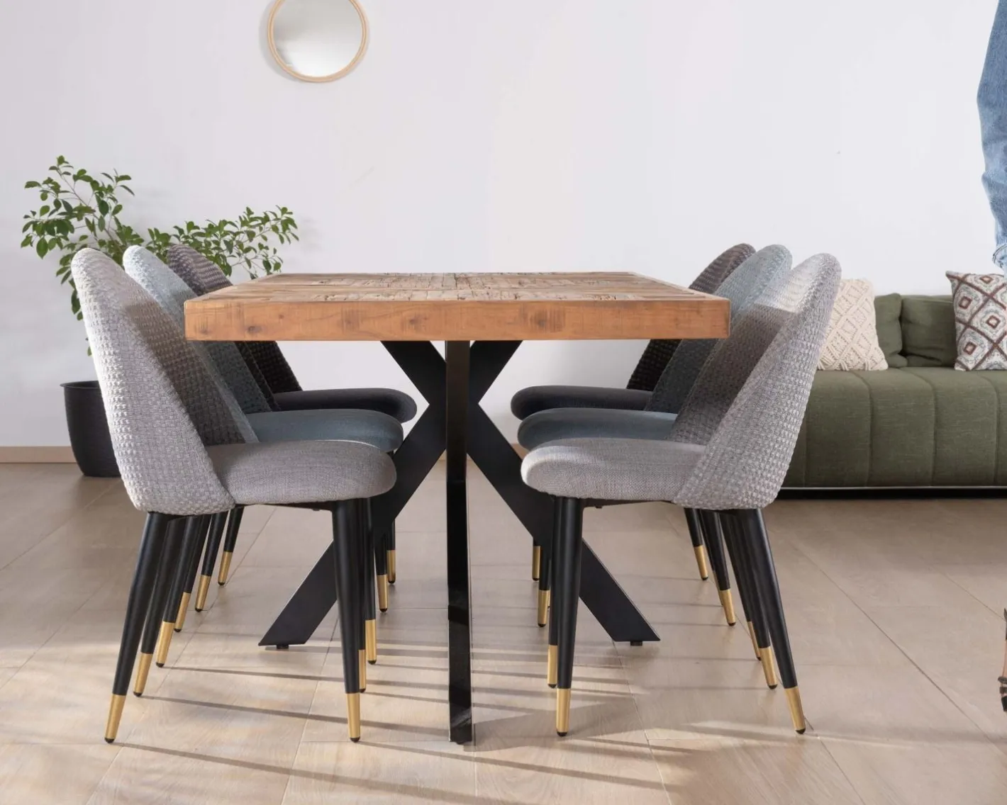 Lot de 2 chaises en tissu gris et pieds métal laqué noir "Vermont" Chaise