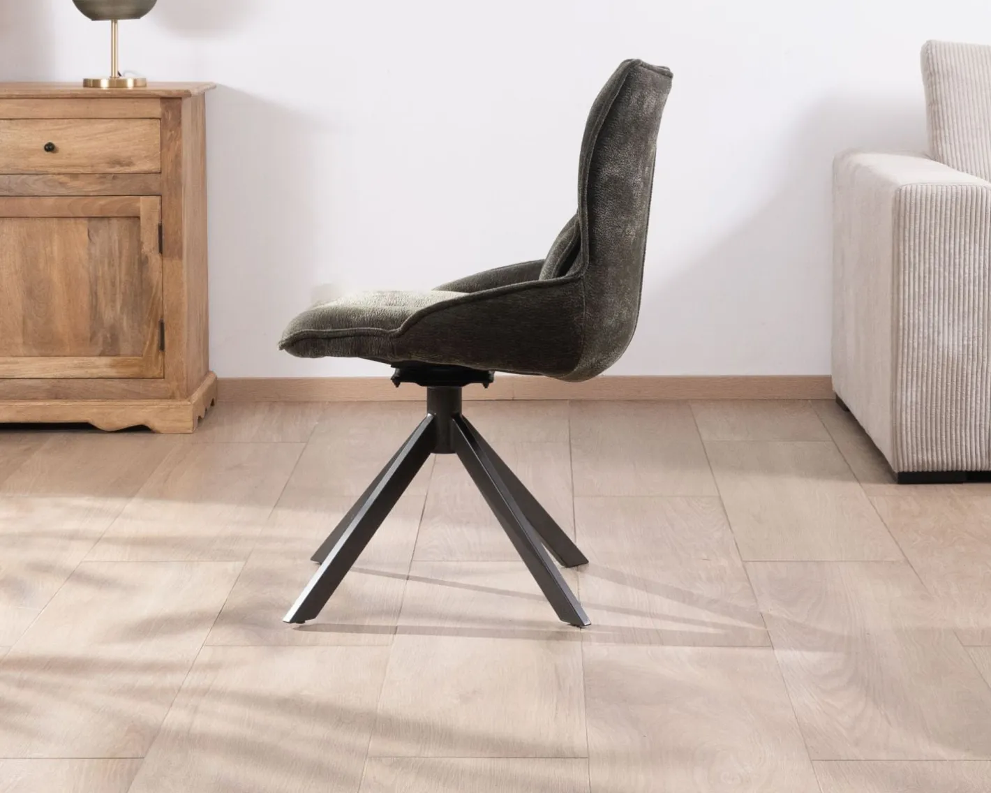 Clearance Lot de 2 chaises en tissu vert sur pied rotatif en métal "Biorg" style rétro Chaise