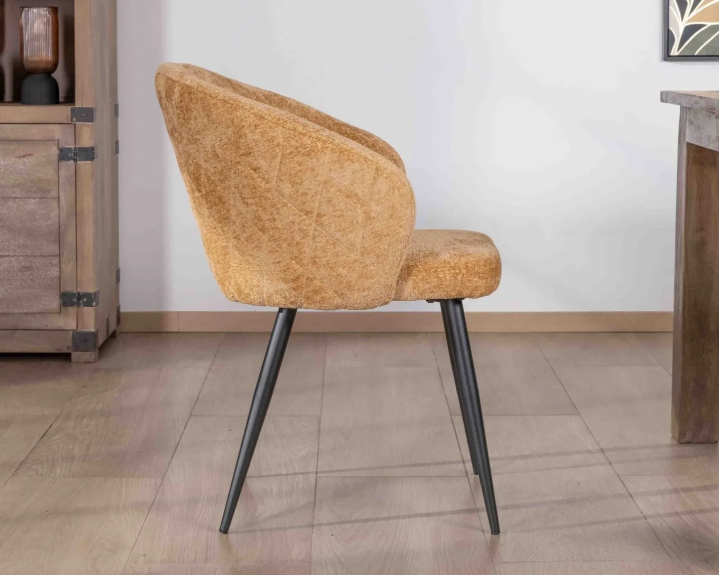 Best Lot de 2 chaises enveloppantes en tissu jaune et pieds métal noirs "Kandy" Chaise