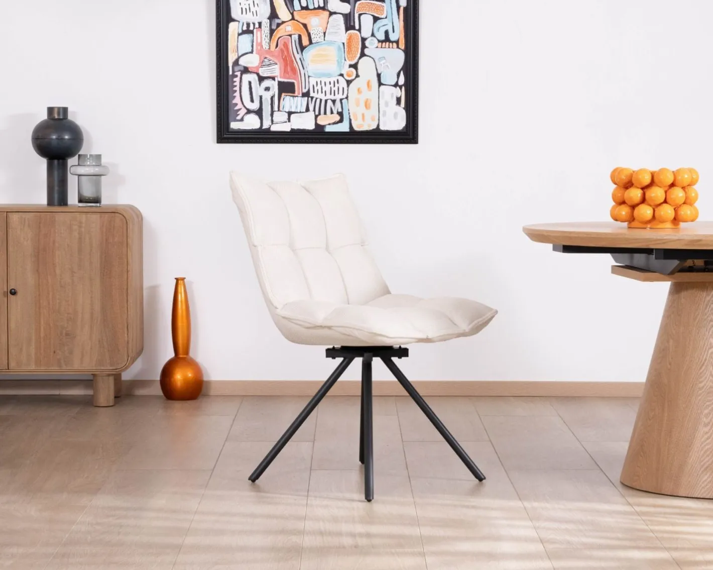 Hot Lot de 2 chaises pivotantes 360° "Cassidy" design et matelassées en tissu blanc cassé Chaise