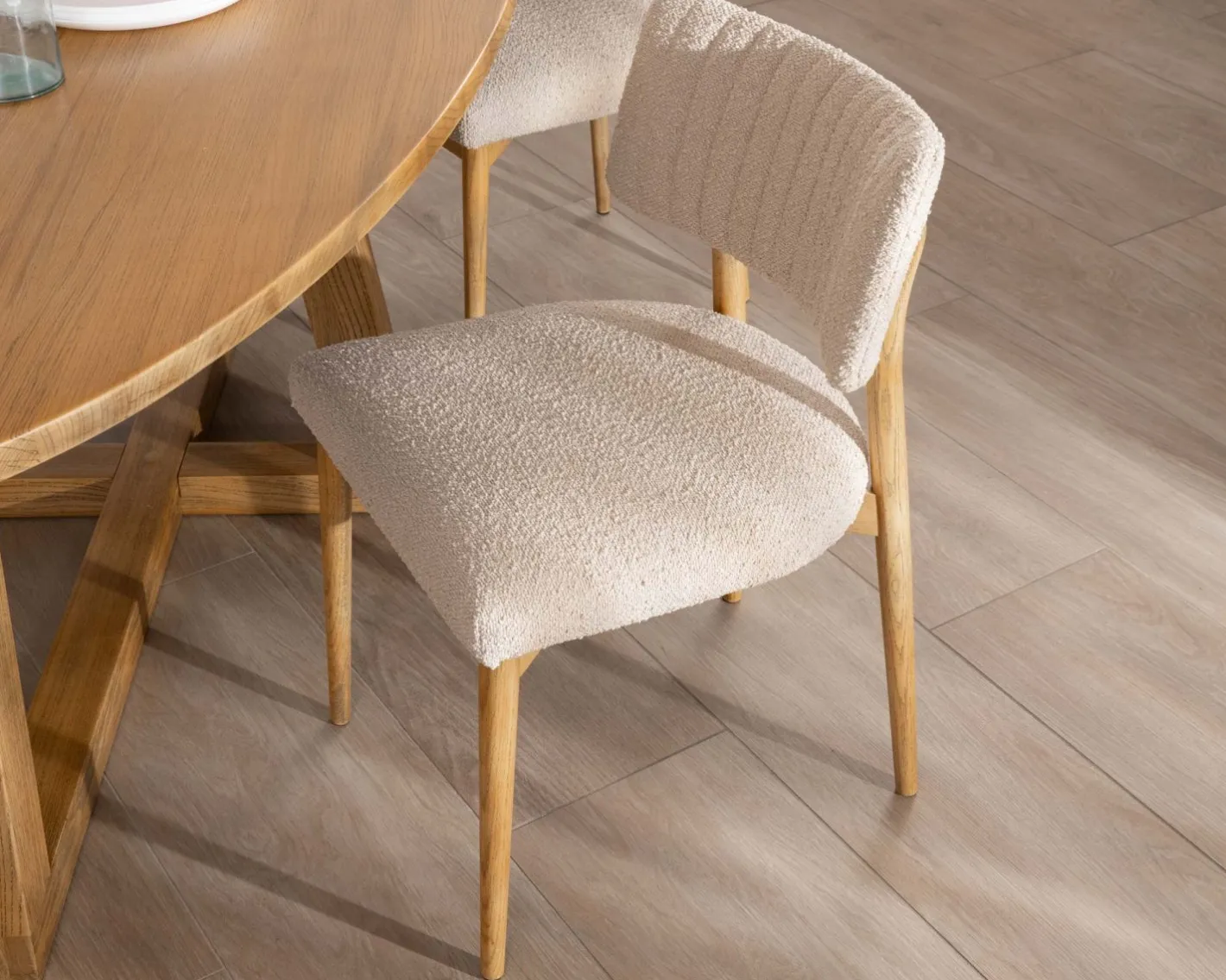 Discount Lot de 2 chaises style scandinave en frêne naturel et tissu beige "Isadora" Chaise
