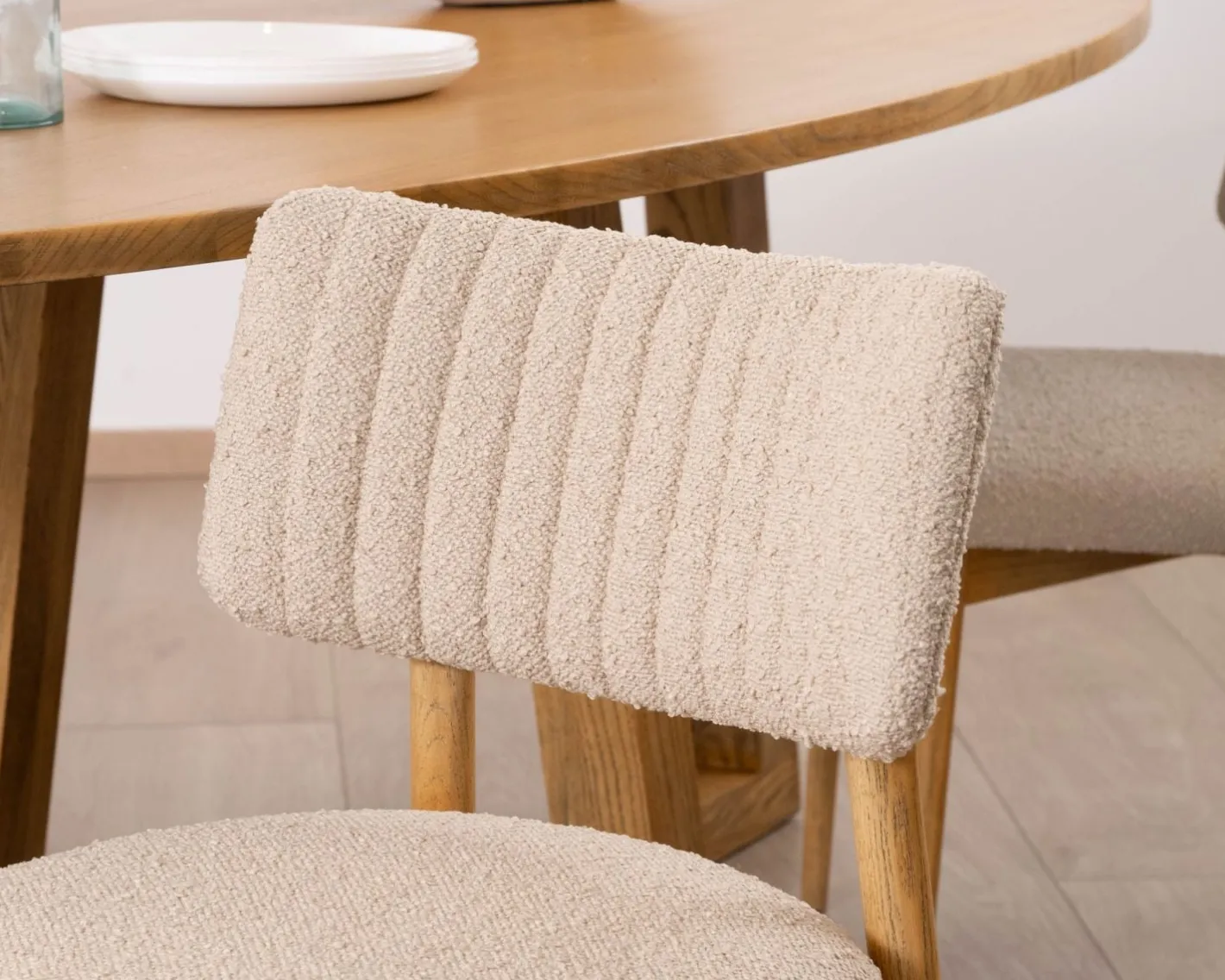 Discount Lot de 2 chaises style scandinave en frêne naturel et tissu beige "Isadora" Chaise