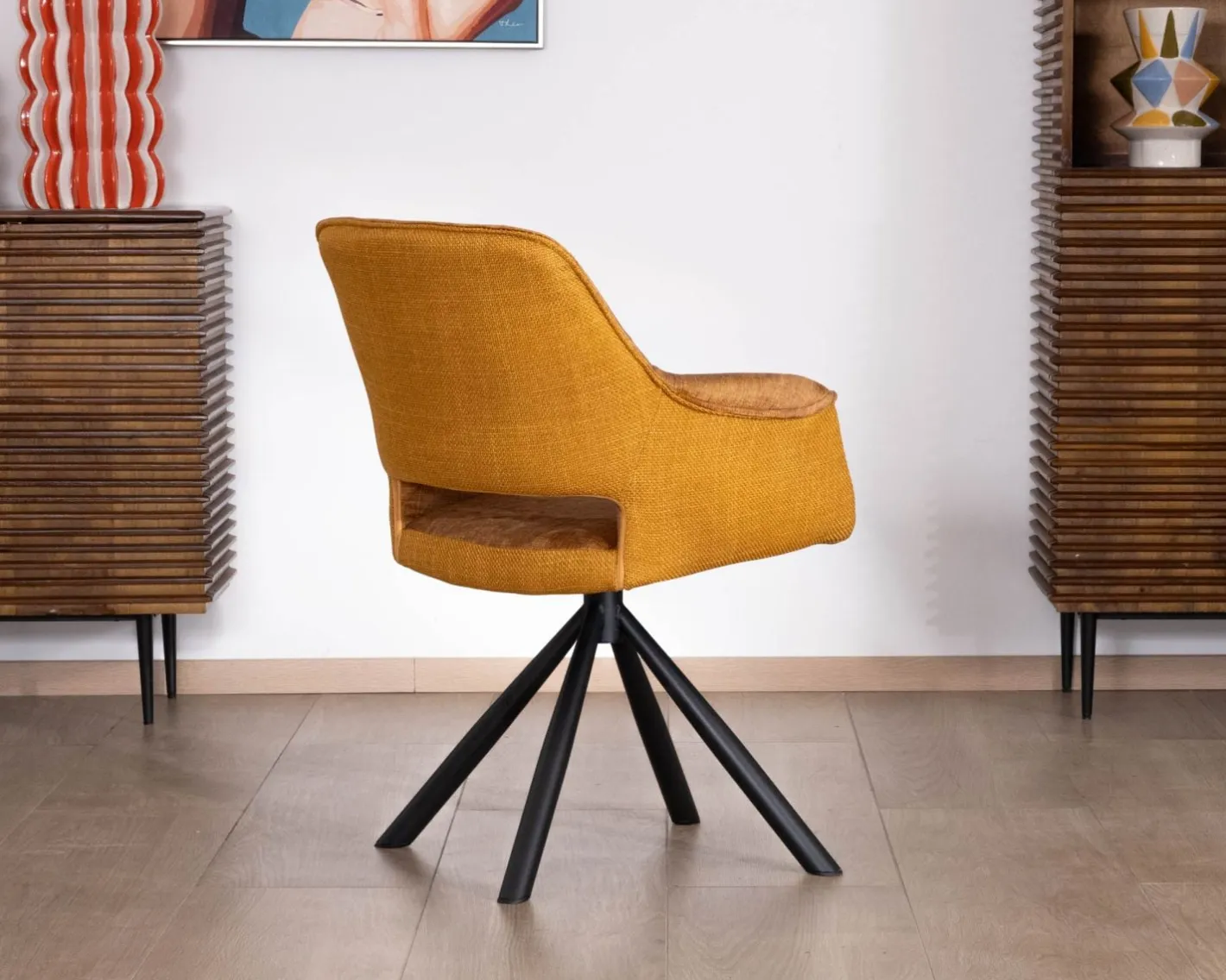 Online Lot de 2 fauteuils de repas pivotants et enveloppants en tissu bi texturé jaune moutarde "Chilko" Chaise