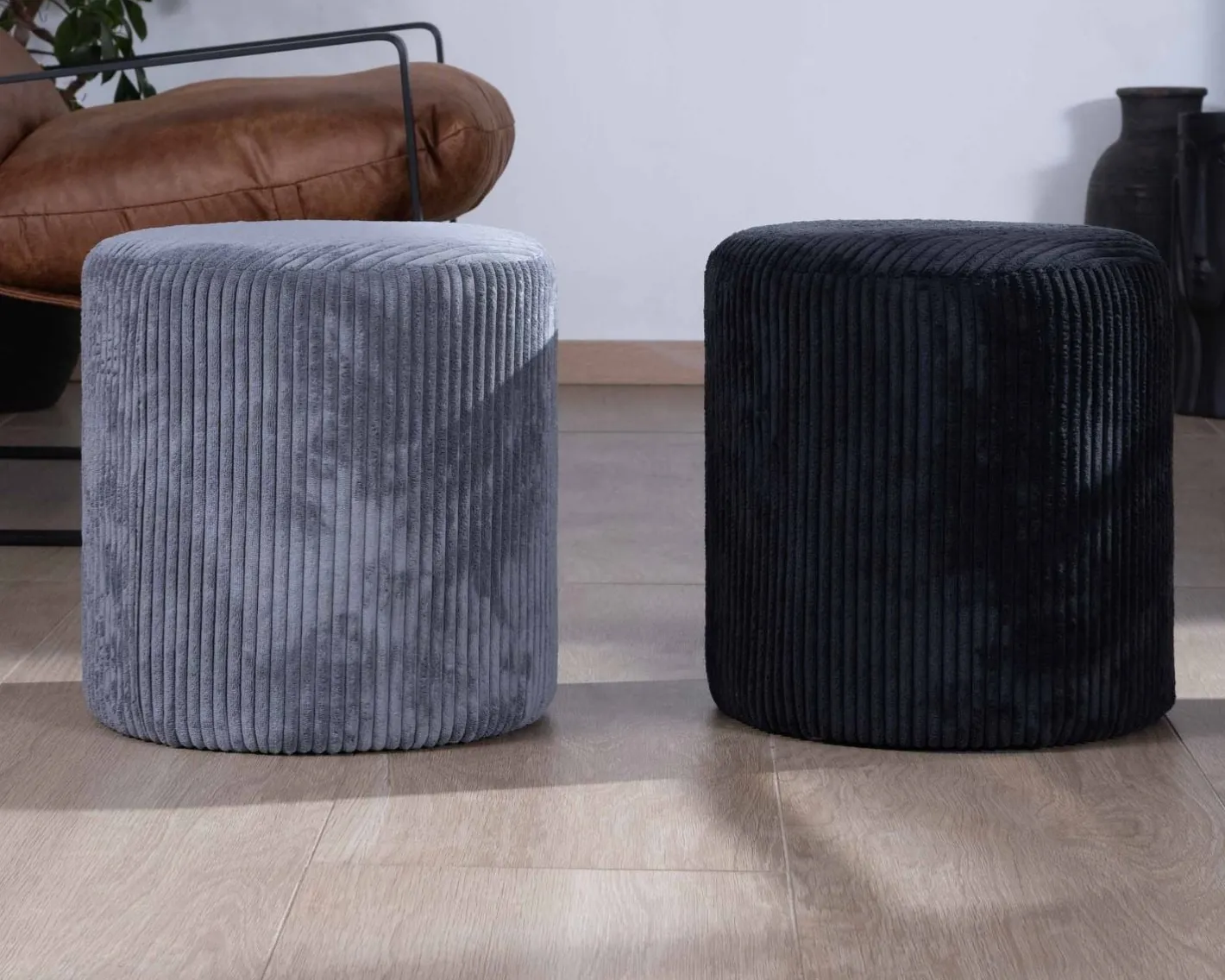 Discount Lot de 2 poufs ronds en velours côtelé gris "Snaw" diamètre 35 cm Décoration