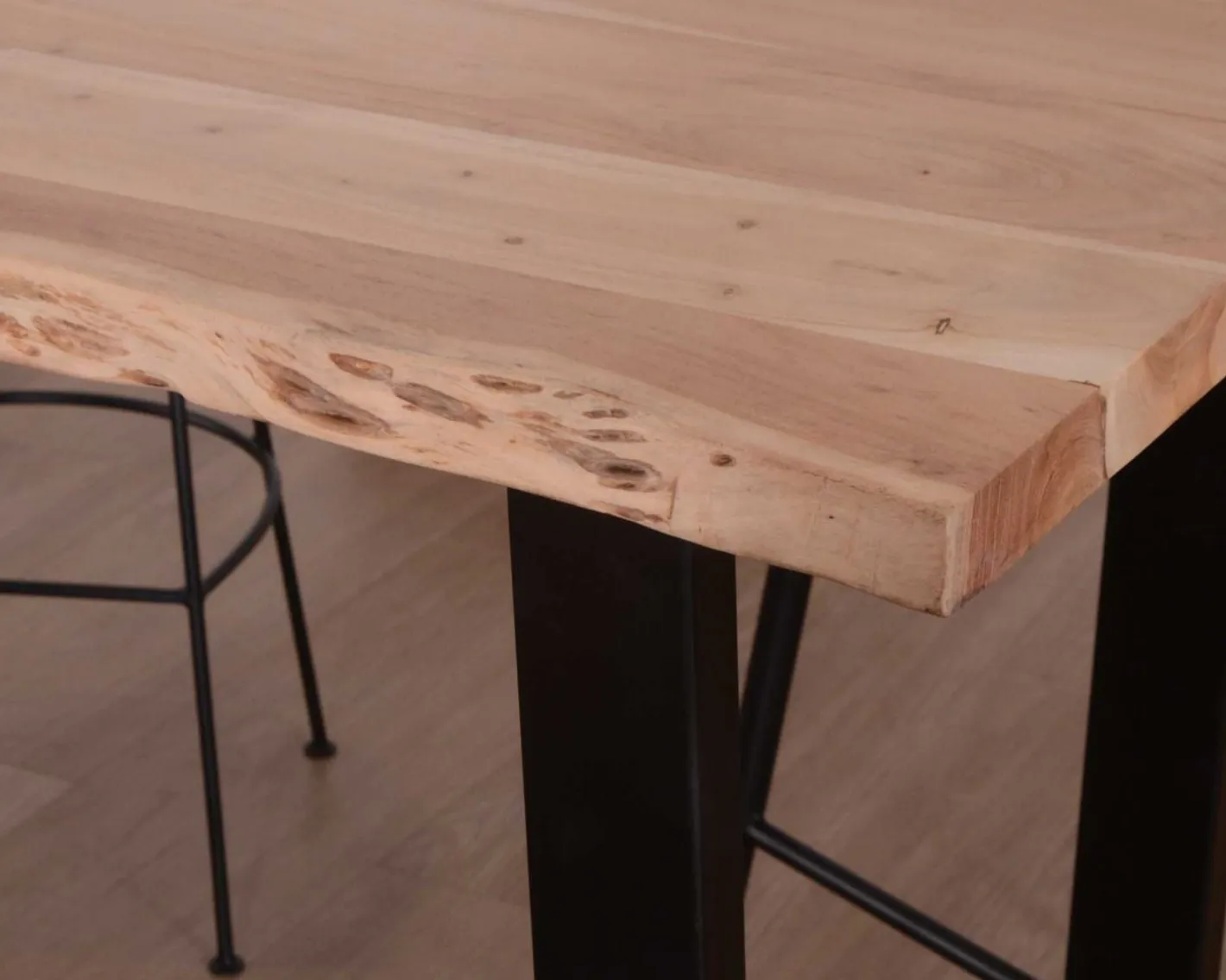 Sale Mange debout 190cm "Jaffna" style moderne bois massif et métal Table Haute Rectangulaire