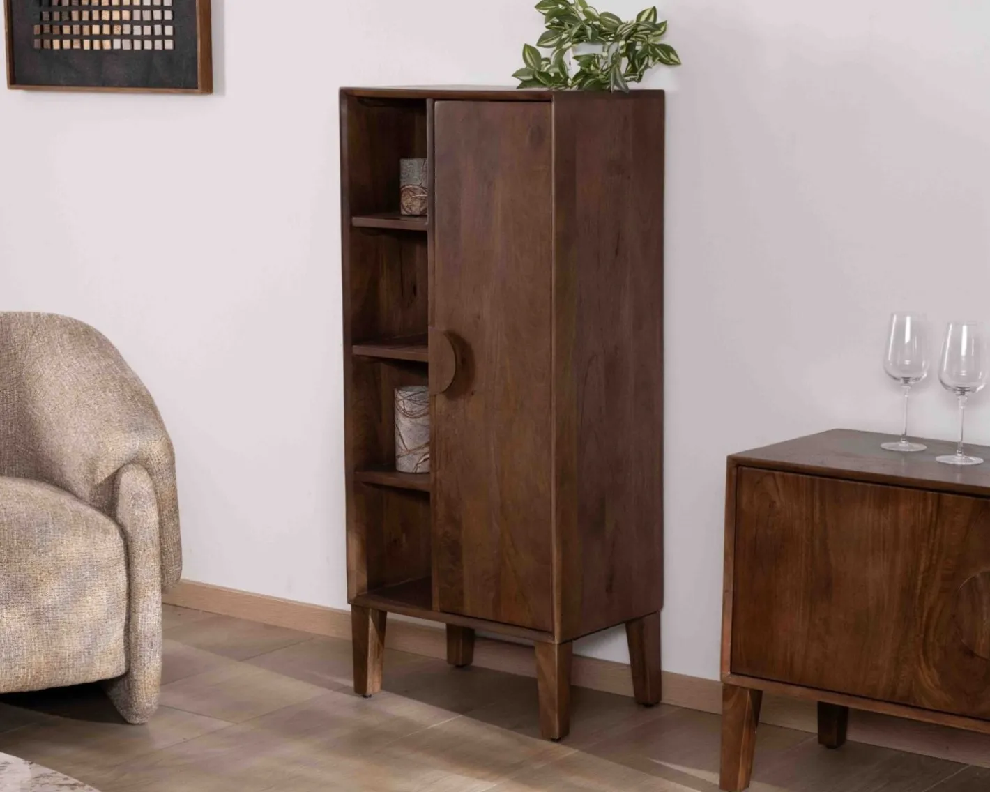 Outlet Meuble de rangement bas en manguier massif foncé "Kaldo" Style rétro scandinave Vitrine Et Argentier|Bibliothèque