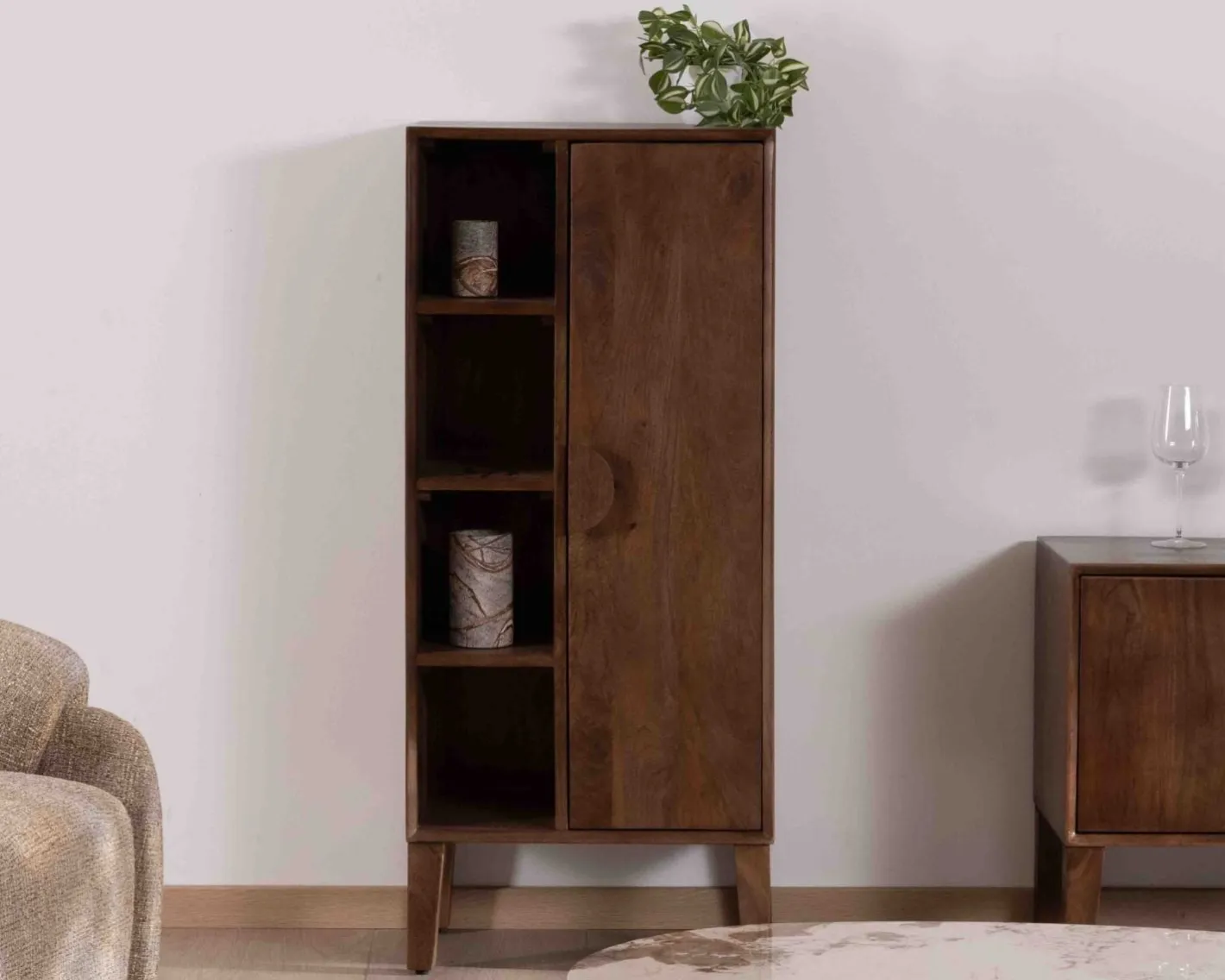 Outlet Meuble de rangement bas en manguier massif foncé "Kaldo" Style rétro scandinave Vitrine Et Argentier|Bibliothèque