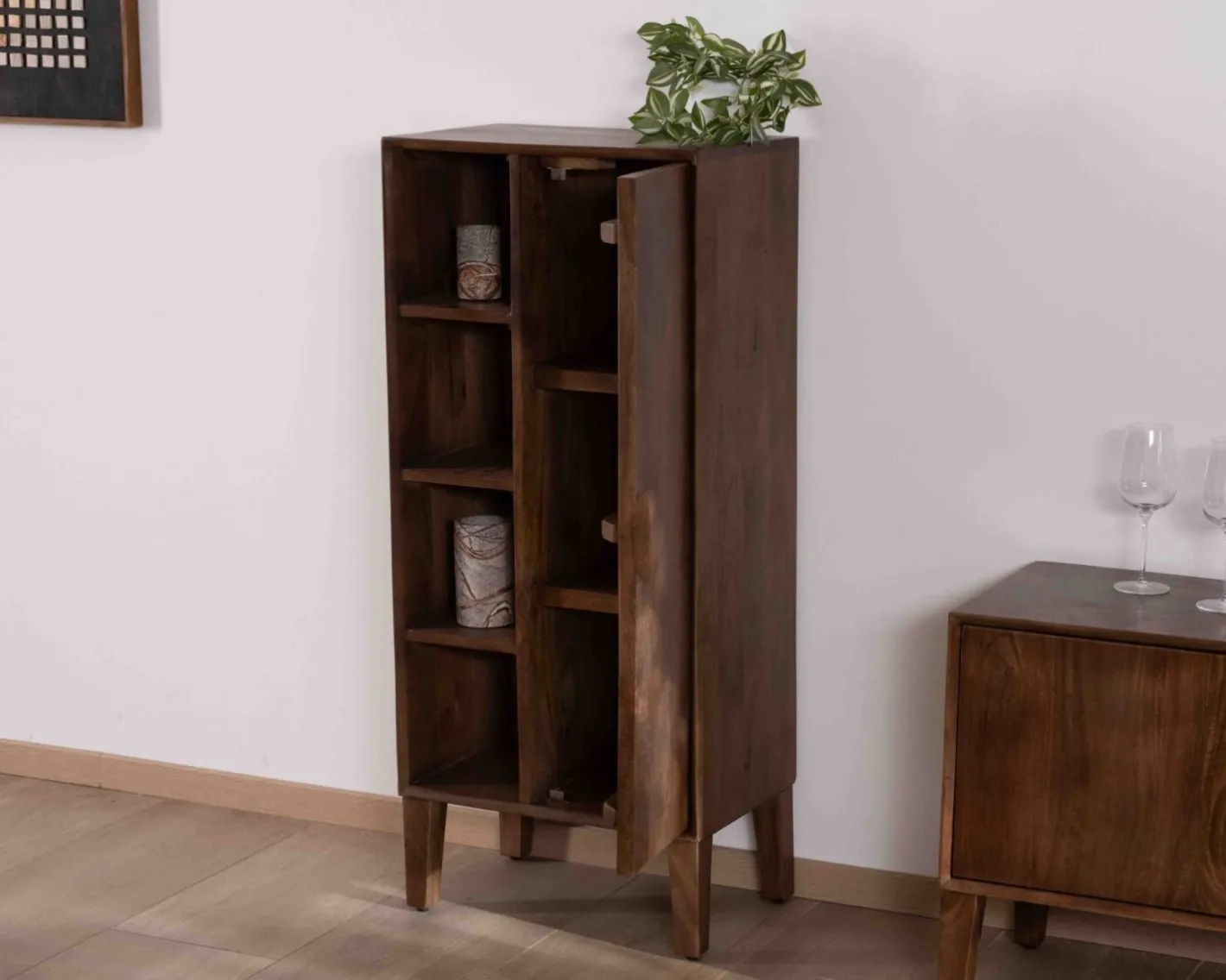 Outlet Meuble de rangement bas en manguier massif foncé "Kaldo" Style rétro scandinave Vitrine Et Argentier|Bibliothèque