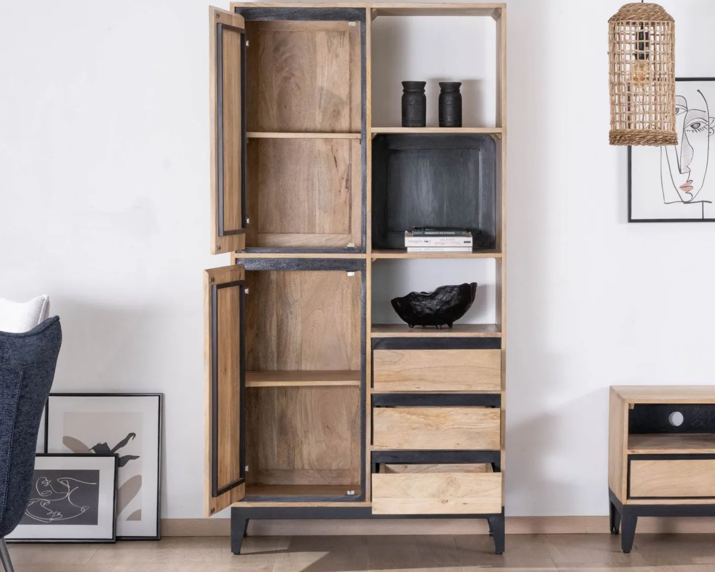 Outlet Meuble de rangement haut en manguier naturel et noir design épuré "Bocca" Rangement|Bibliothèque