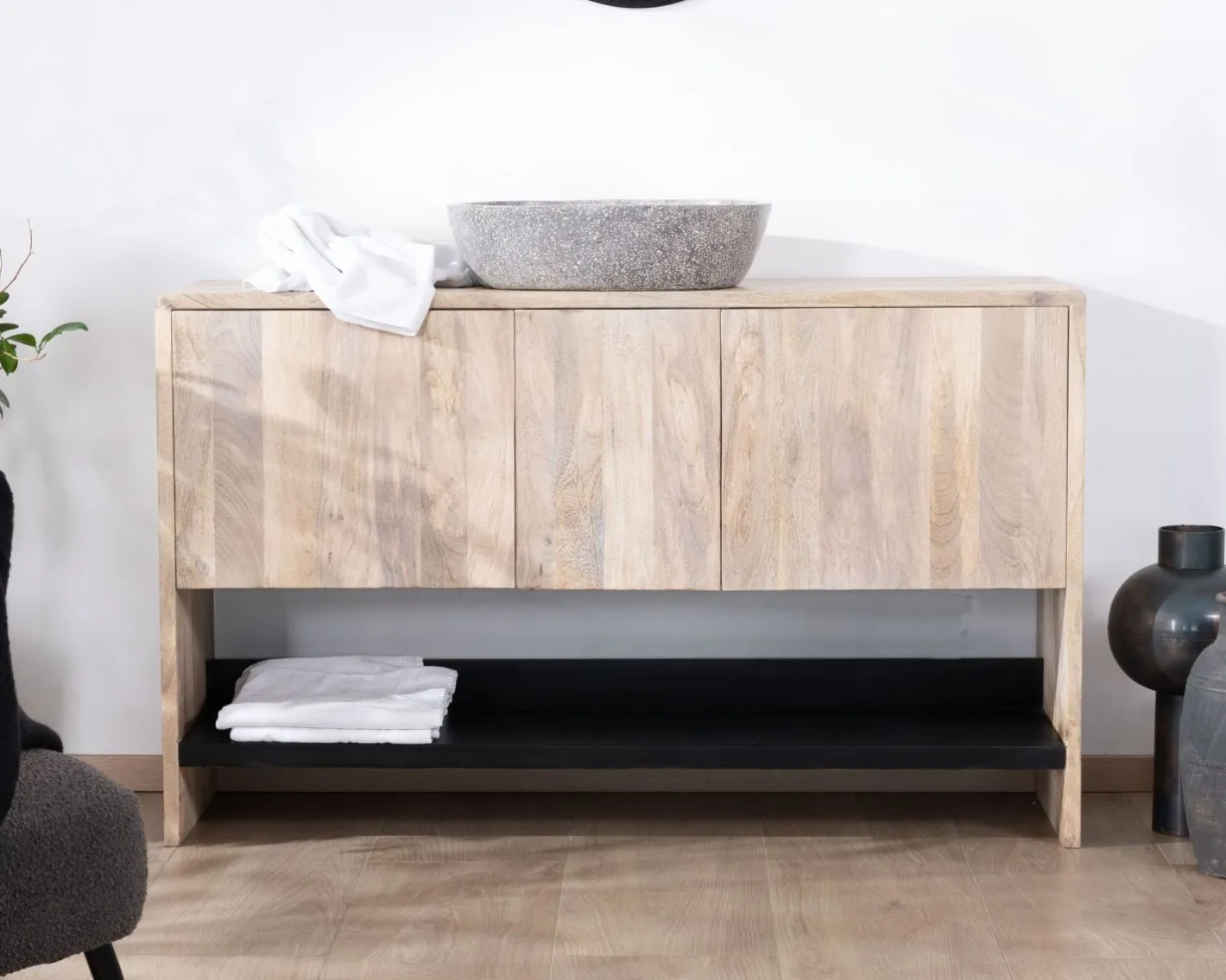 Discount Meuble sous vasque 120 cm en bois naturel et noir "Nani" avec grande niche Meuble Sous Vasque