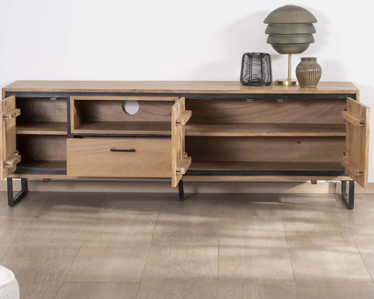 Online Meuble télé industriel en acacia 180 cm "Baltik" Meuble Télé