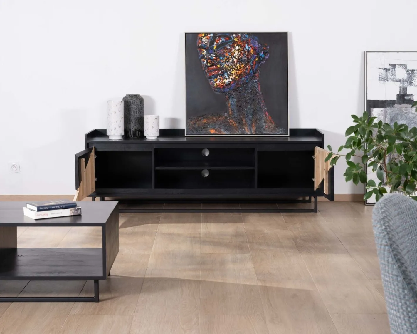 Outlet Meuble télé 2 portes 180 cm en bois massif "Trace" Meuble Télé