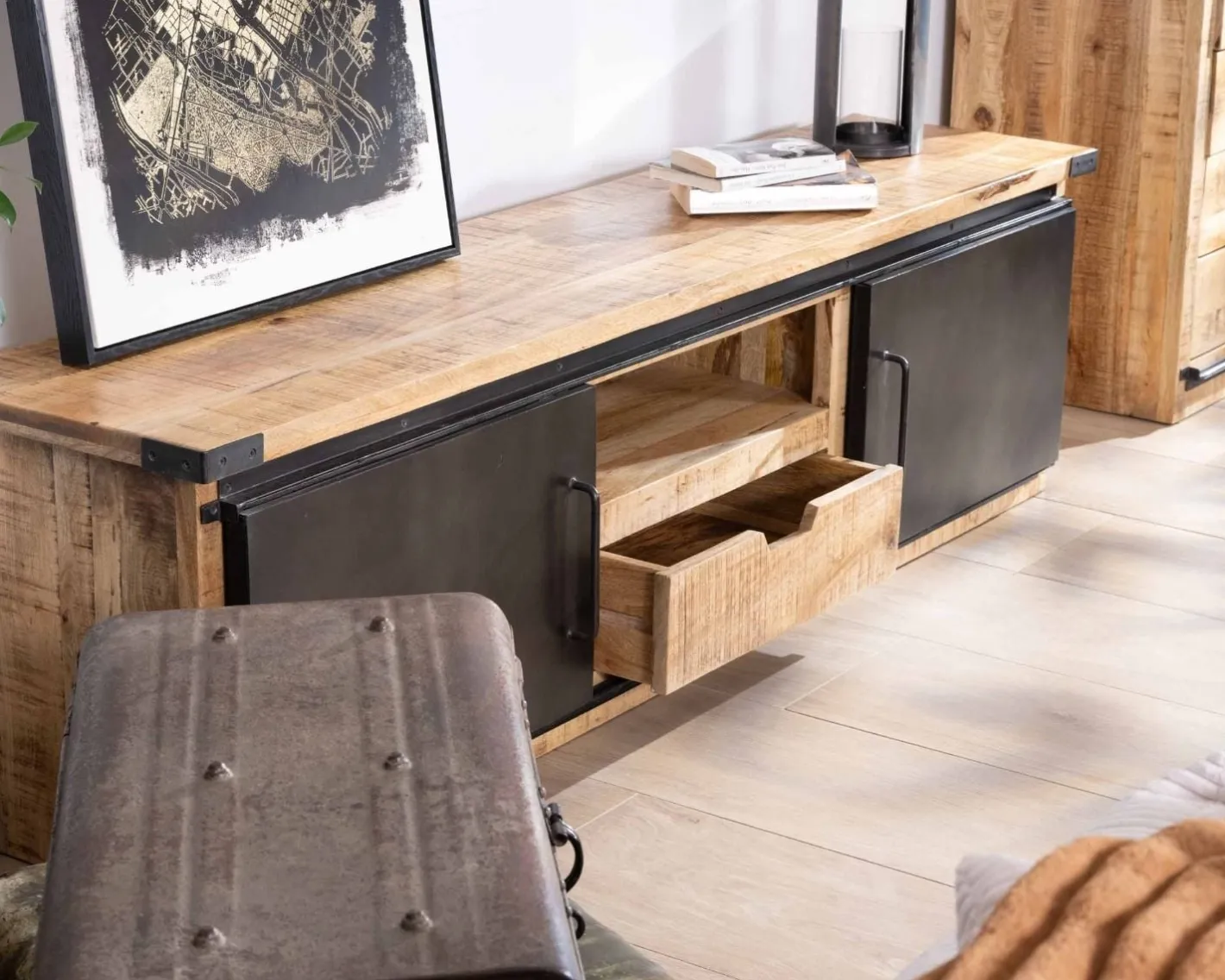 Clearance Meuble TV 160 cm porte coulissante métal et bois "Caractère" Meuble Télé