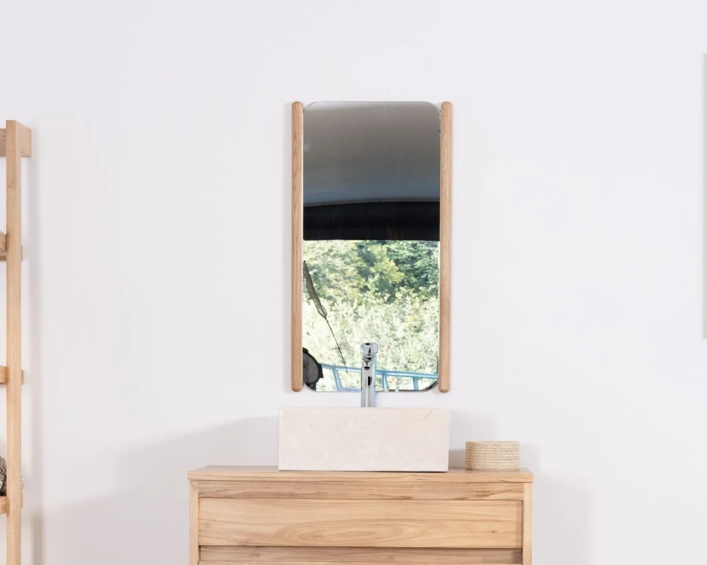 Sale Miroir avec encadrement en chêne huilé design épuré Miroir Et Psyché