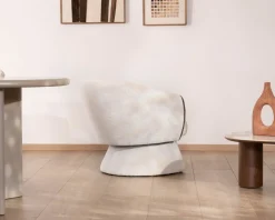 Outlet Petit fauteuil lounge en tissu bouclette blanc cassé "Sweet Culture" design enveloppant Fauteuil