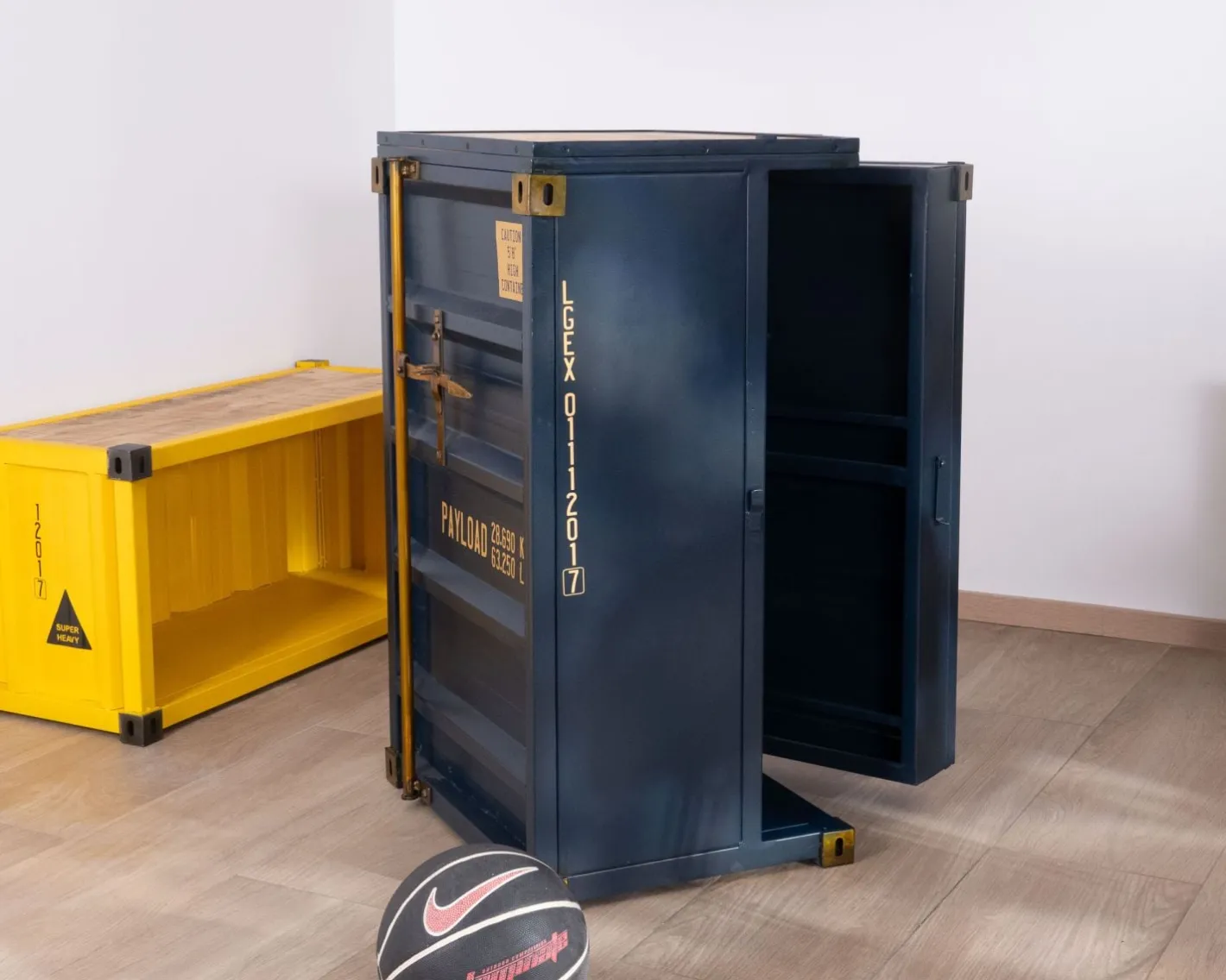 Hot Petit meuble de bar modulable esprit conteneur "Crazy" Meuble De Bar