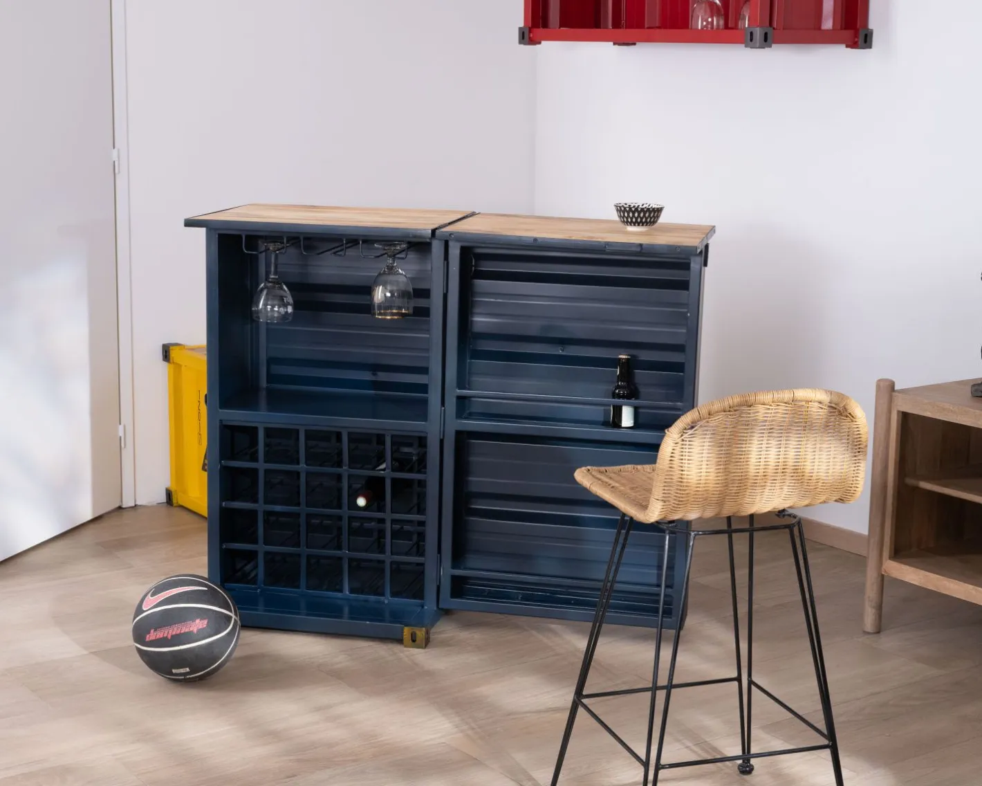 Hot Petit meuble de bar modulable esprit conteneur "Crazy" Meuble De Bar