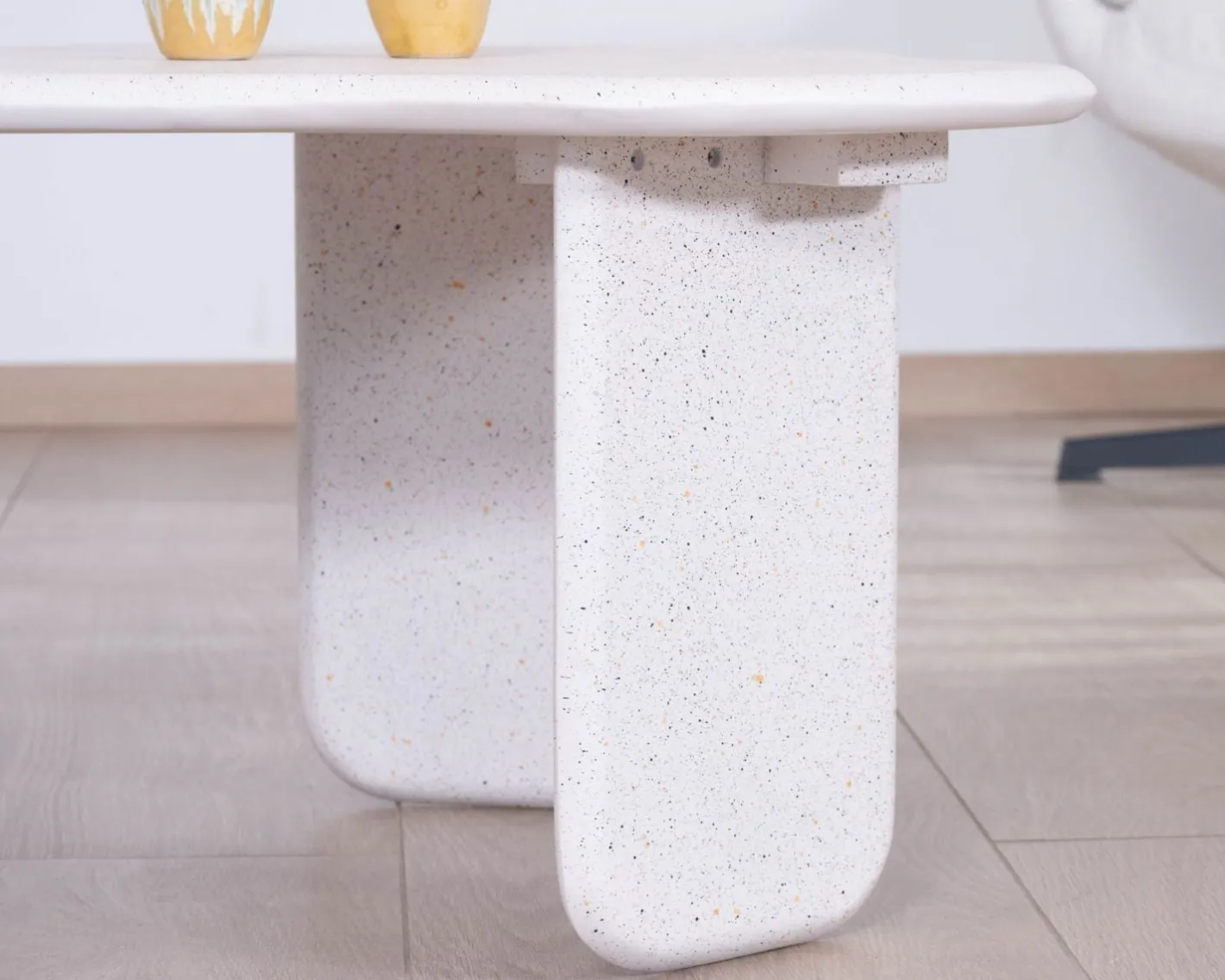 Online Table basse forme organique aspect terrazzo "Naura" Table Basse Rectangulaire