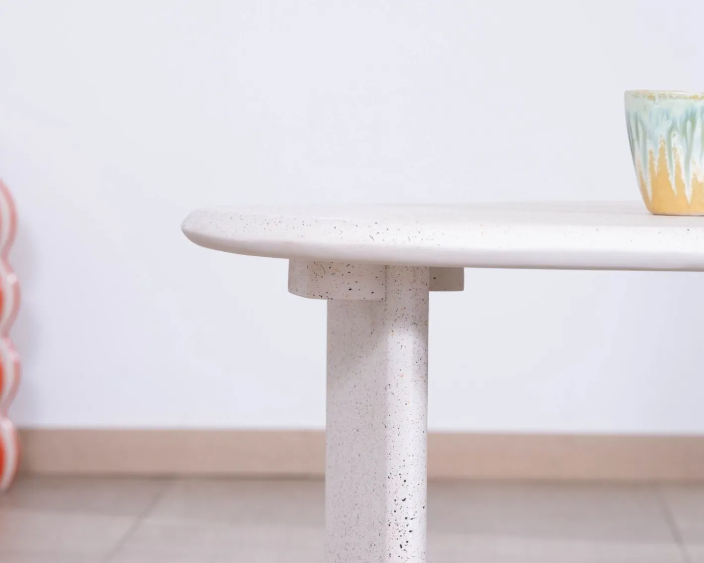 Online Table basse forme organique aspect terrazzo "Naura" Table Basse Rectangulaire