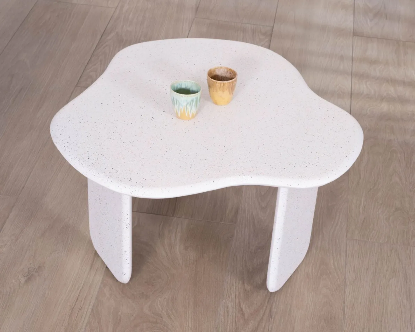 Online Table basse forme organique aspect terrazzo "Naura" Table Basse Rectangulaire