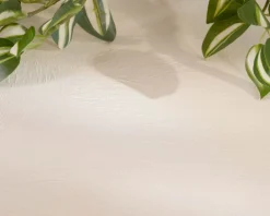 Best Table basse forme organique en micro-ciment teinté crème 