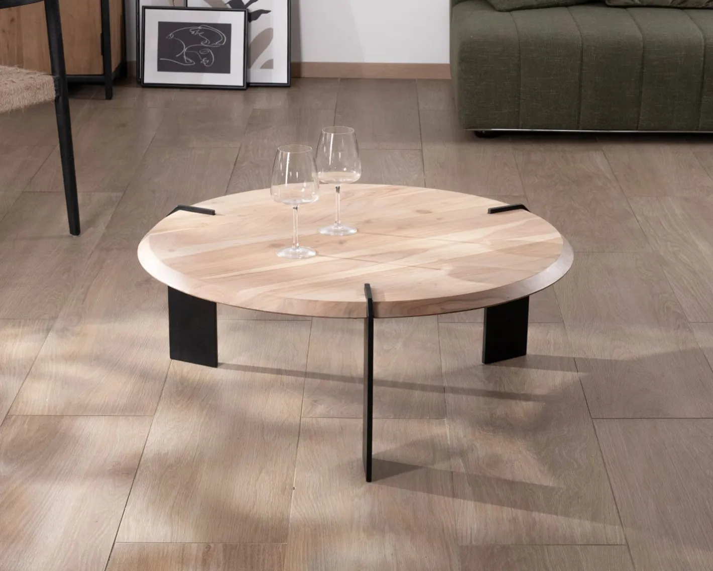 Outlet Table basse ronde design en acacia et 3 pieds métal noir "Shelley" Table D'Appoint|Table Basse Ovale Ou Ronde