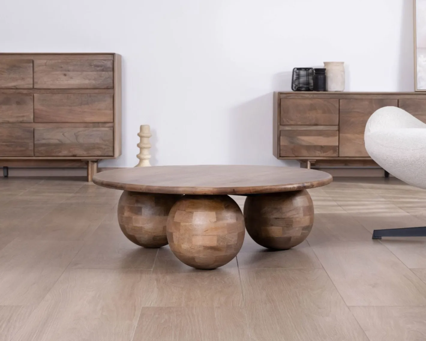 Discount Table basse ronde design épuré et organique en manguier massif "Oxyma" Table Basse Ovale Ou Ronde