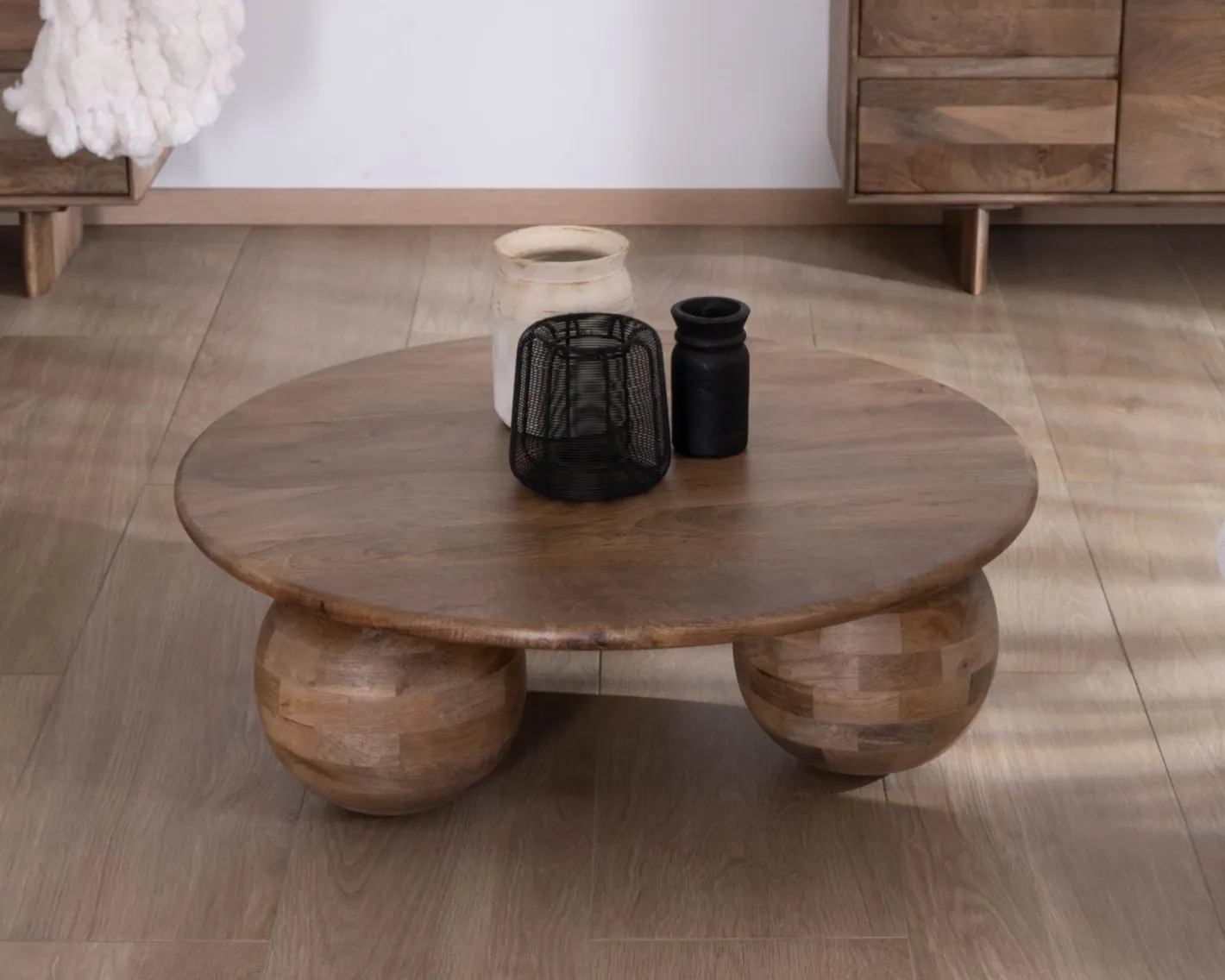 Discount Table basse ronde design épuré et organique en manguier massif "Oxyma" Table Basse Ovale Ou Ronde