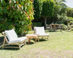 Sale Table basse ronde en bois de suar