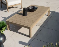 New Table basse spécial extérieur design épuré en teck finition naturelle sablée