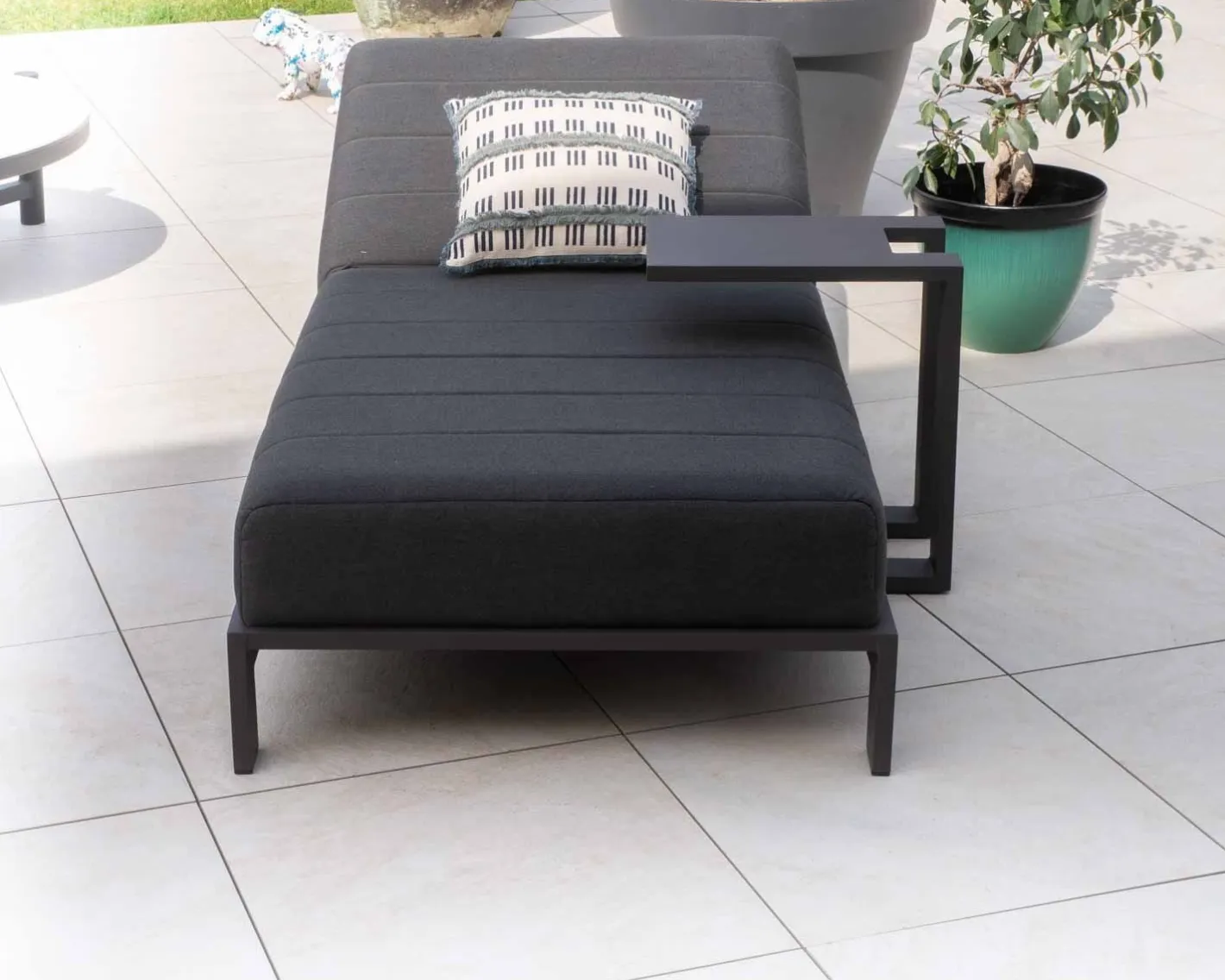 Sale Table d'appoint design en aluminium gris anthracite "Lazy Beach" Table Basse Rectangulaire