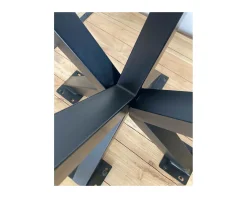 Discount Table de repas carrée 120 cm en acacia et pieds croix métal 