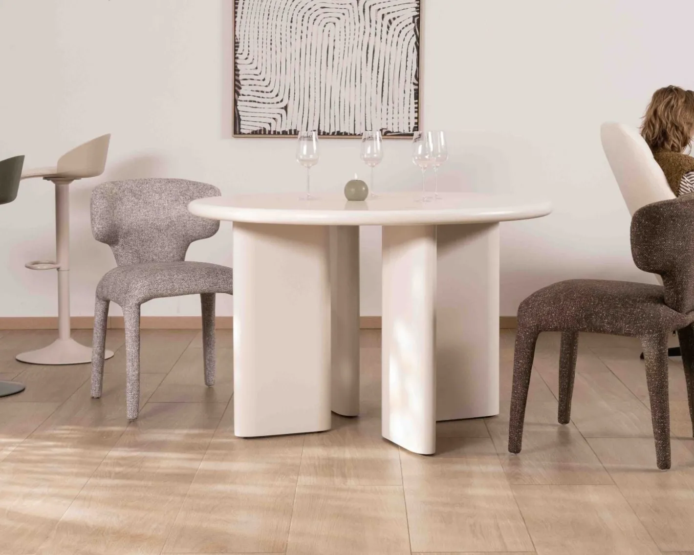 Outlet Table de repas contemporaine ronde 120 cm coloris crème "Odyna" Table À Manger Ronde Ou Ovale