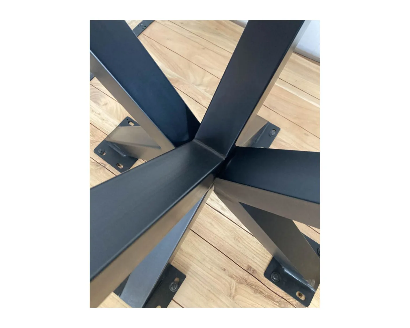 Best Table de repas en acacia et pieds mikado "3D" plateau forme carrée 150 cm Table À Manger Carrée