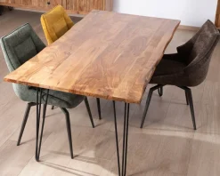 Sale Table de repas épurée et design en acacia et pieds métal 