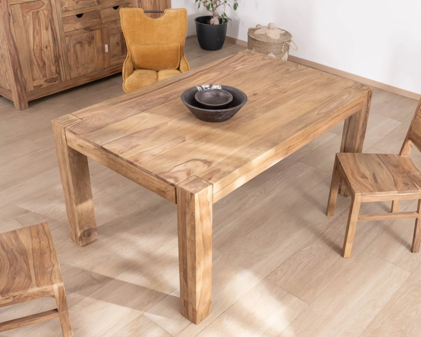 New Table de repas rectangulaire en palissandre "Kalanohé" 160 cm Table À Manger Rectangulaire