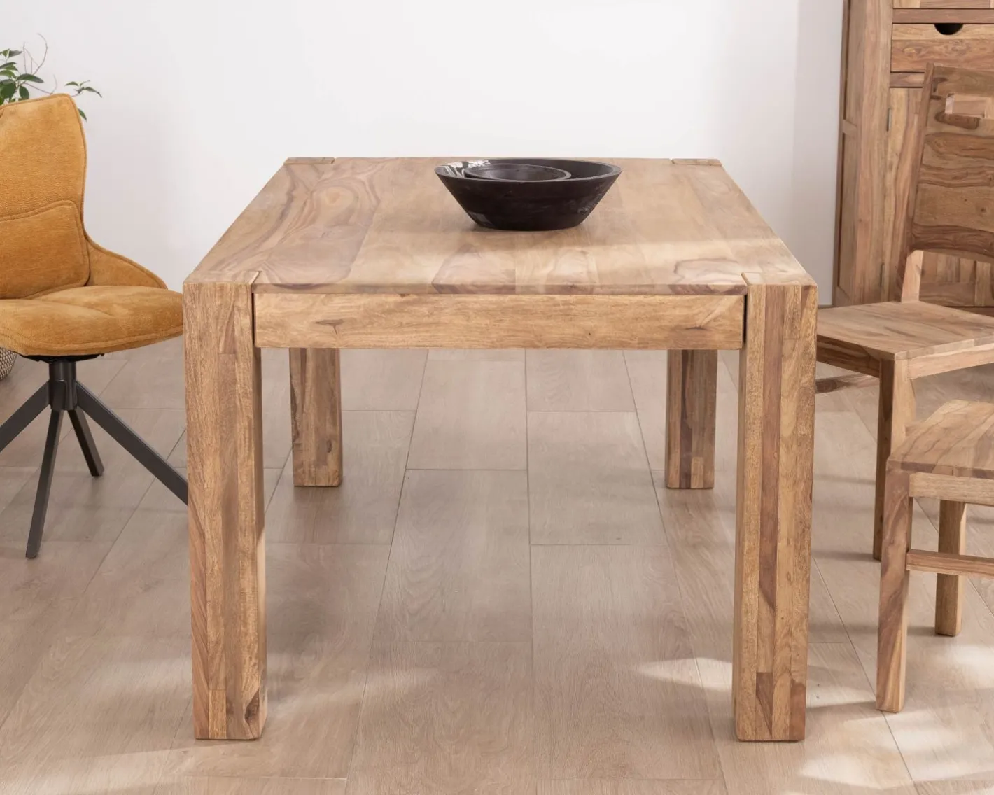 New Table de repas rectangulaire en palissandre "Kalanohé" 160 cm Table À Manger Rectangulaire