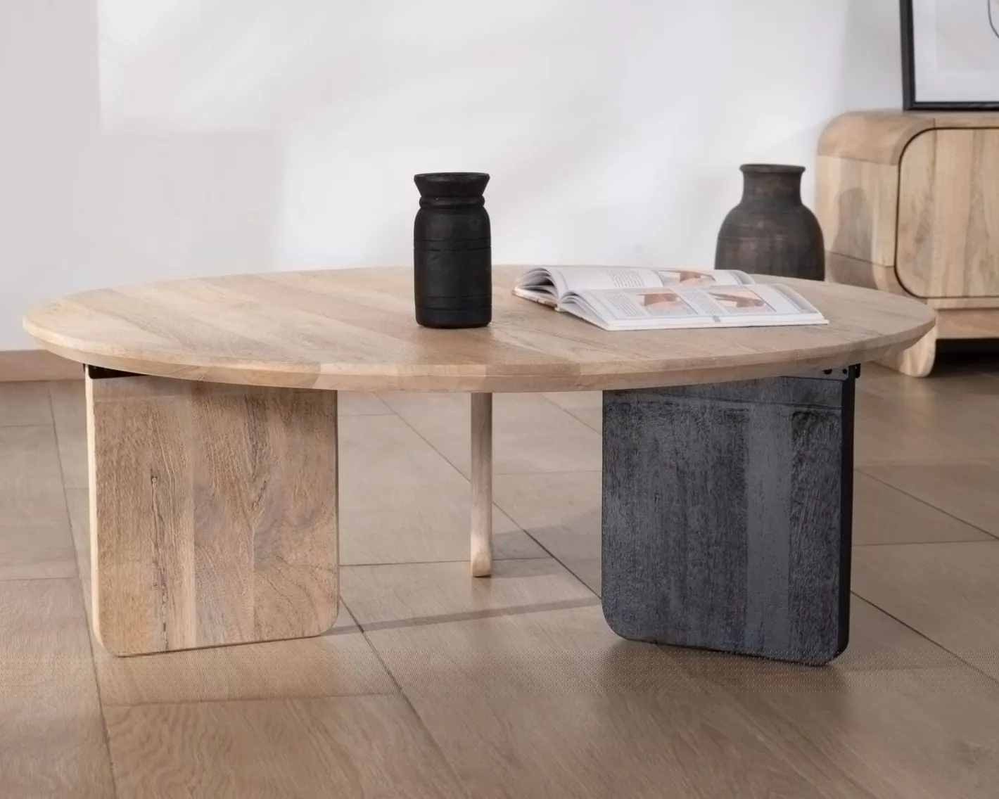 Online Table de salon ronde style épuré "Jappy" 1 pied noir Table Basse Ovale Ou Ronde