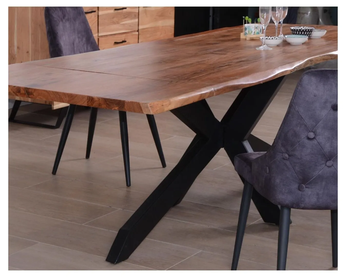 Clearance Table en acacia avec extensions 180-260cm "Alya" Table À Manger Rectangulaire