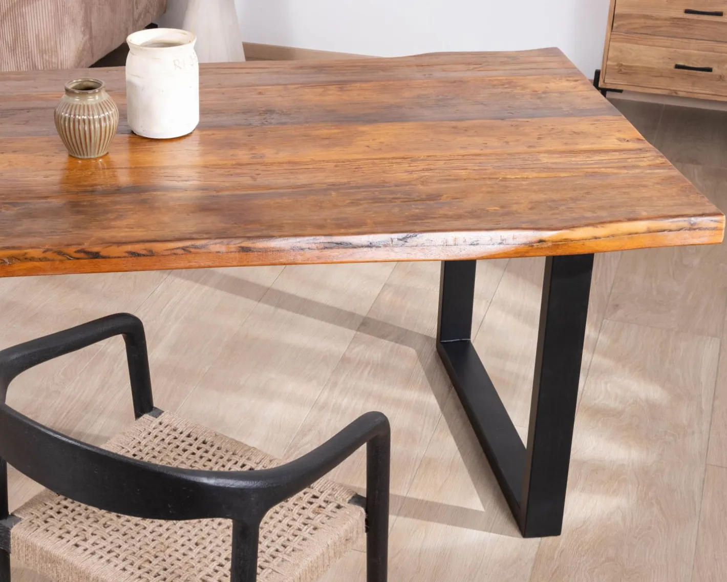 Best Table à manger en bois recyclé et pieds métal noir en U "Alésia" 200 cm Table À Manger Rectangulaire