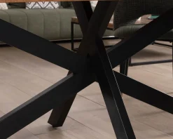 Clearance Table rectangulaire 180cm acacia finition chevrons piètement métal mikado