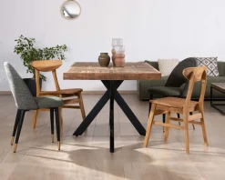 Clearance Table rectangulaire 180cm acacia finition chevrons piètement métal mikado